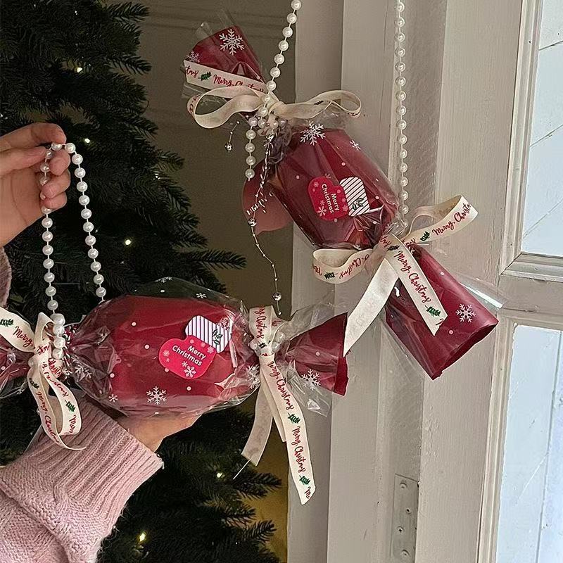 Christmas Gift Craft Kit (apple needs to prepare itself )